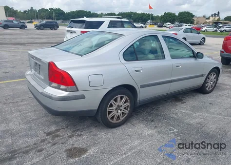 2004 Volvo S60 2.4 from USA, damaged, VIN YV1RS61T242325508